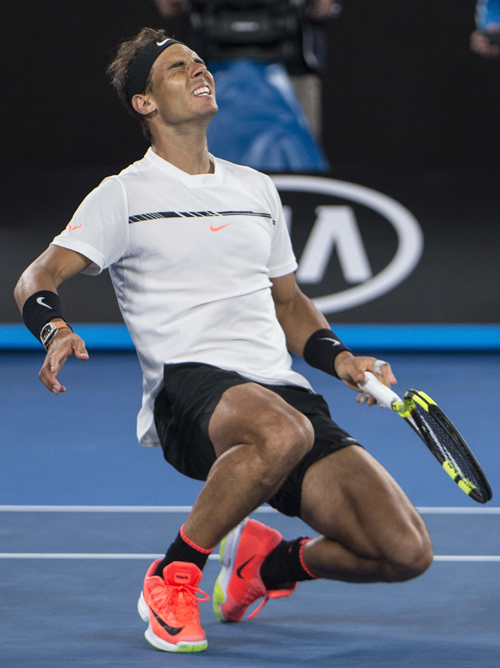 纳达尔在切尔西比赛中比赛规则变更,最后时刻胜出引发热议!上演精彩一战(西班牙网球选手纳达尔宣布退役) 纳达尔在切尔西比赛中比赛规则变更,最后时刻胜出引发热议!上演精彩一战(西班牙网球选手纳达尔宣布退役)